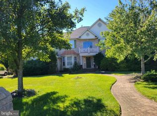 66 Quail Hollow Dr, Sewell, NJ 08080