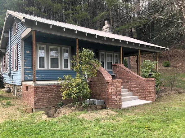 394 Smith Branch Rd, Roan Mountain, TN 37687