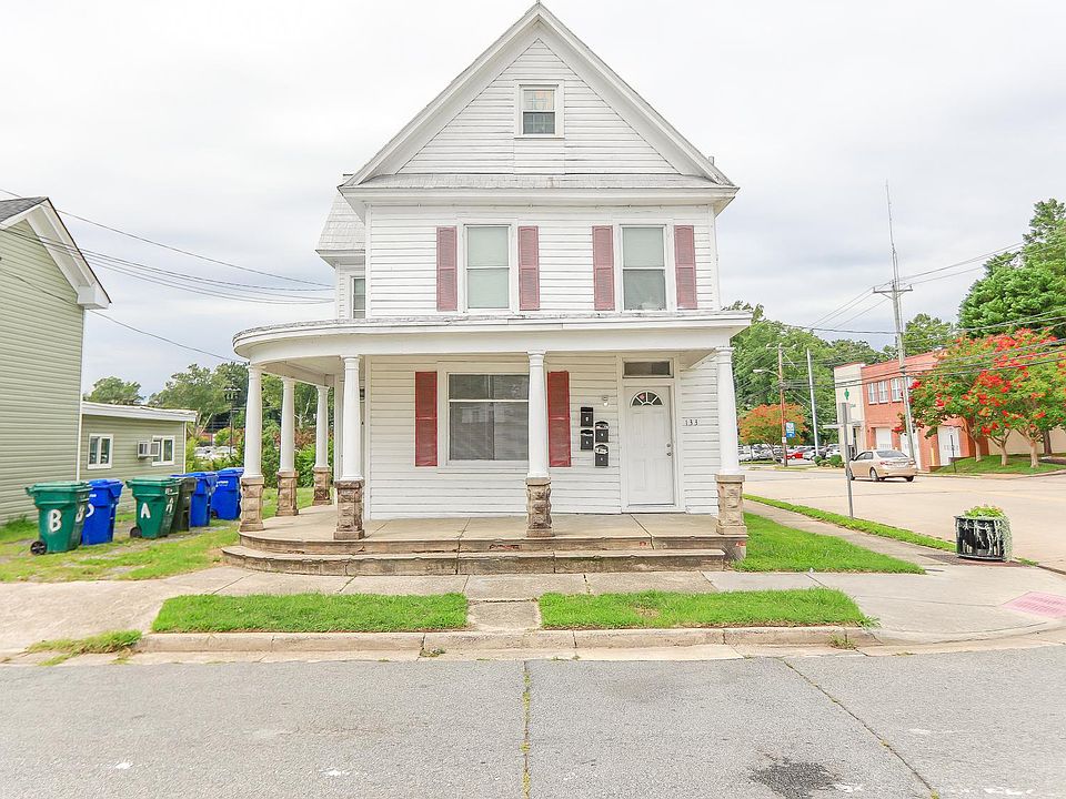 1st image of 133 North St #A