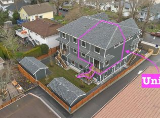 1789 Emerson St #6, Victoria, BC V8R 2C2