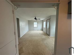 12401 Garland Rd, Cleveland, OH 44125