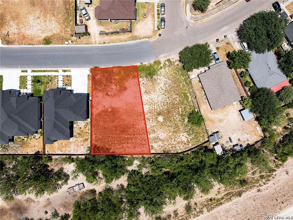 2nd image of 606 Makayla Drive LOT 77