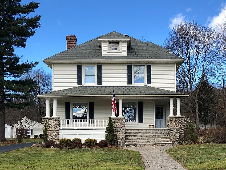 1st image of 32 Golden Hill Ave