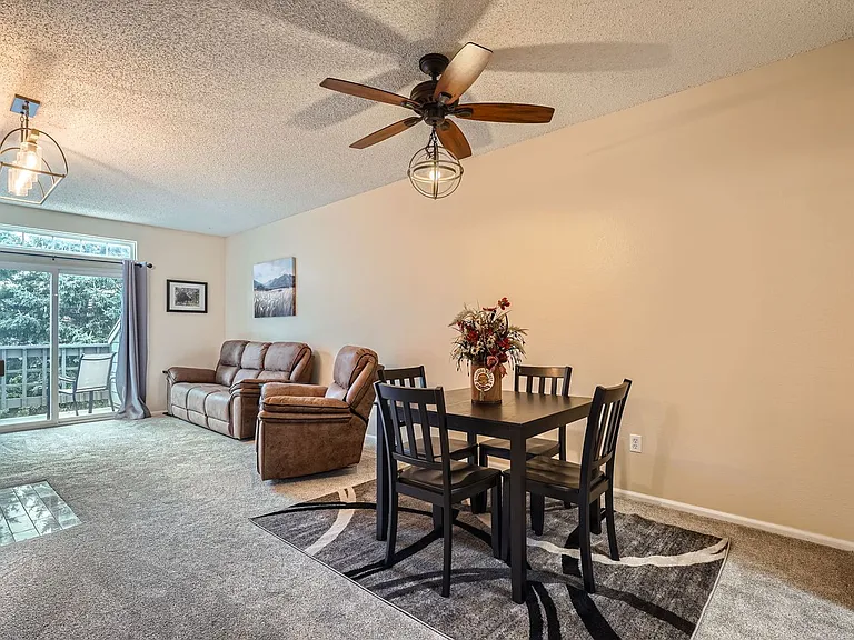 7430 Singing Hills Dr — Photo 9
