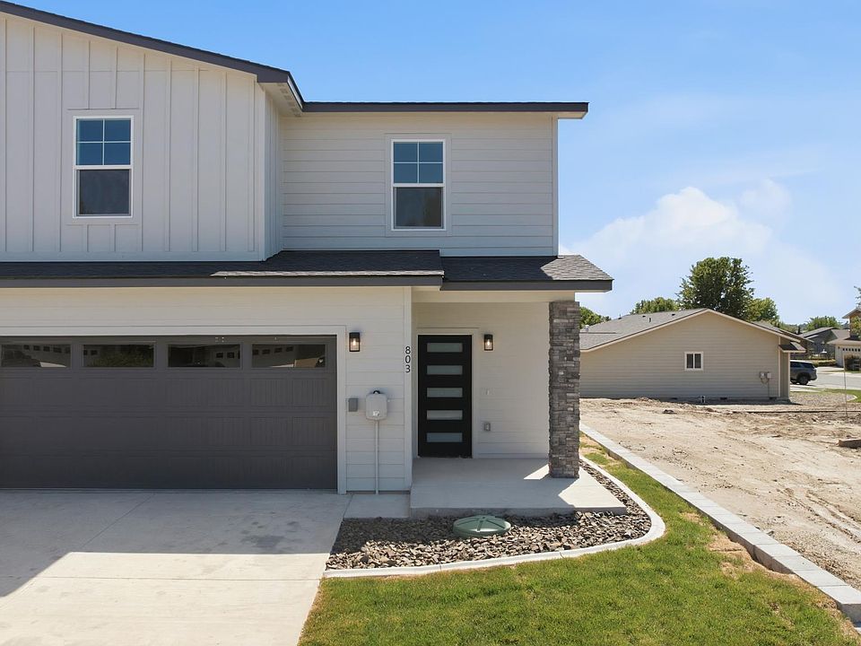 1st image of 803 Fountain Blvd