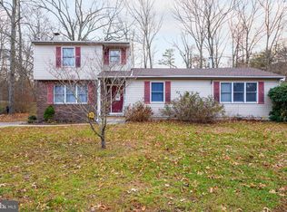 637 W Elmer Rd, Vineland, NJ 08360