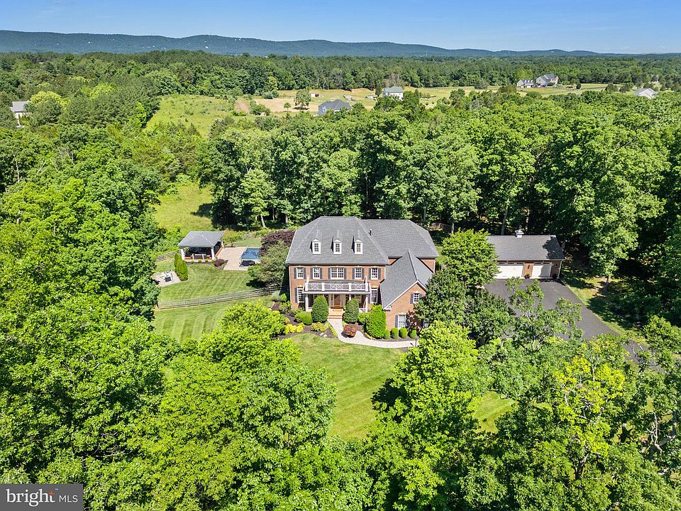 1st image of 3600 Plantation Grove Ln