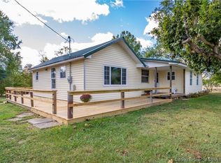 12727 E State Road 160, Pekin, IN 47165