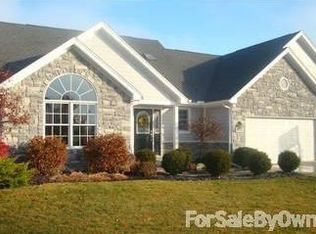 9718 Fairmeadows Ln, Whitehouse, OH 43571