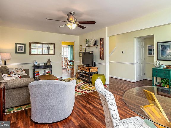 4th image of 1442 Harwick Ct