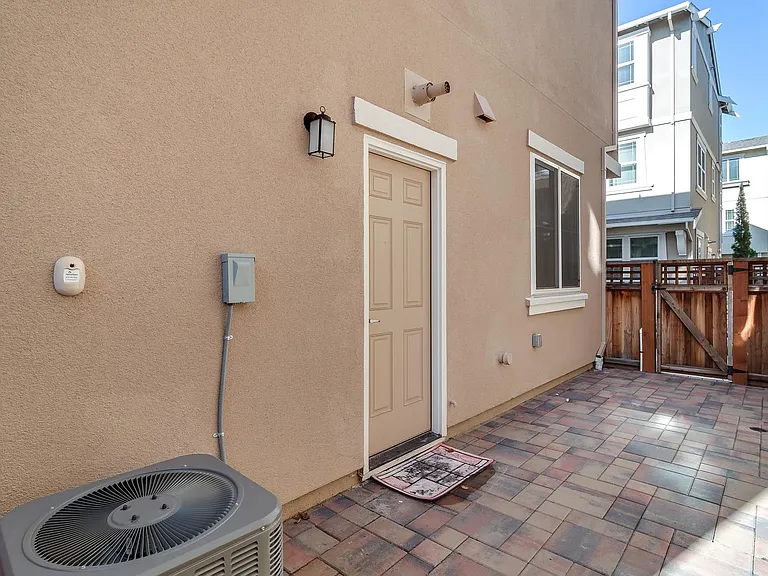3107 Estero Ter — Photo 28
