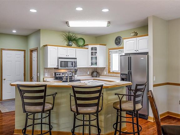 5th image of 3310 NW Boulder Brook Pl