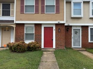 7 Christine Ct, Hampton, VA 23666