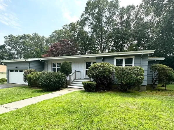 645 Florence St, Fall River, MA 02720