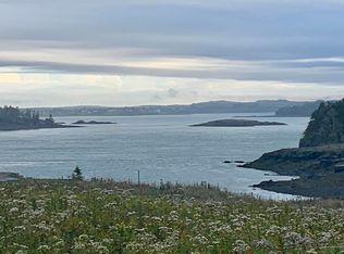 10 County Rd, Eastport, ME 04631