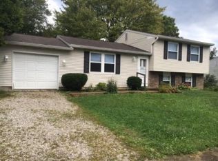 321 Broken Arrow Cir, Indianapolis, IN