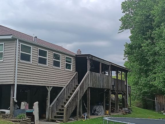 4th image of 4098 Mount View Rd