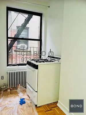 Rented by Bond New York | media 20