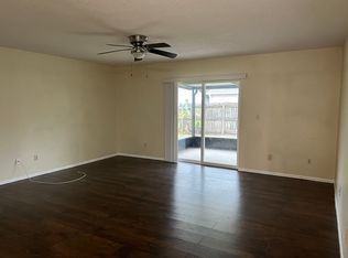 1915 Saginaw Ct, Oldsmar, FL 34677