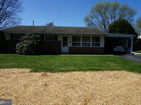130 Wesley Dr, Mechanicsburg, PA 17055
