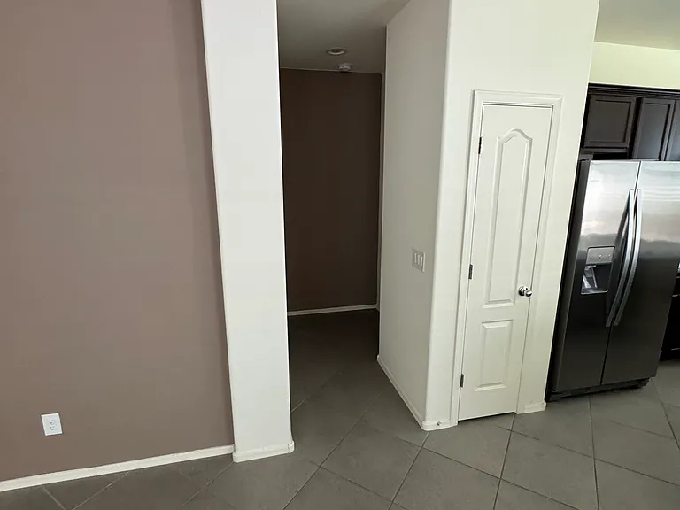 26424 N 121st Ln — Photo 8