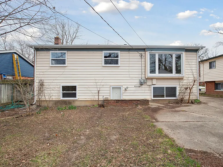 2728 Yost Blvd — Photo 42
