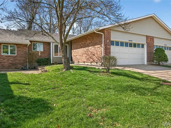 2476 Fox Bridge Ct, Lake Saint Louis, MO 63367