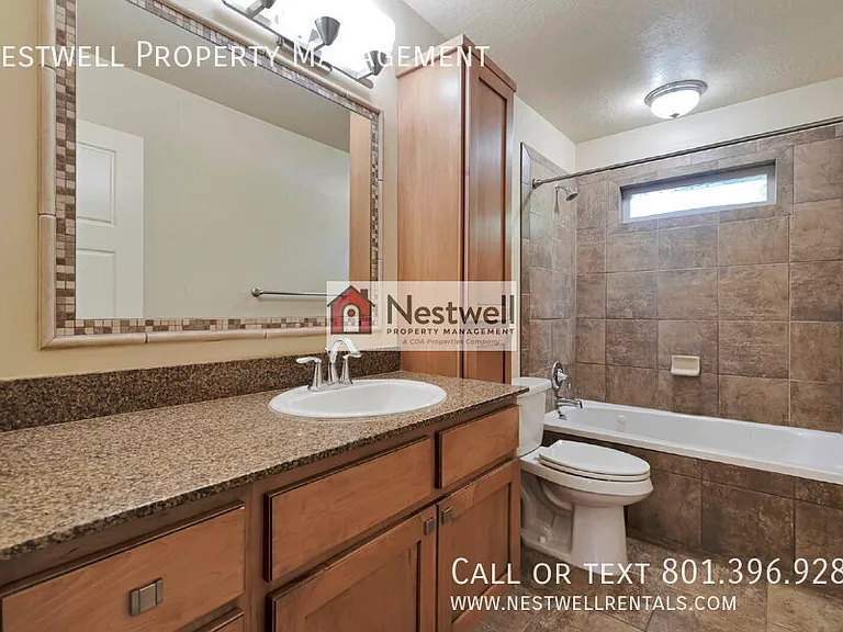 1327 E Urbandale Ln — Photo 11