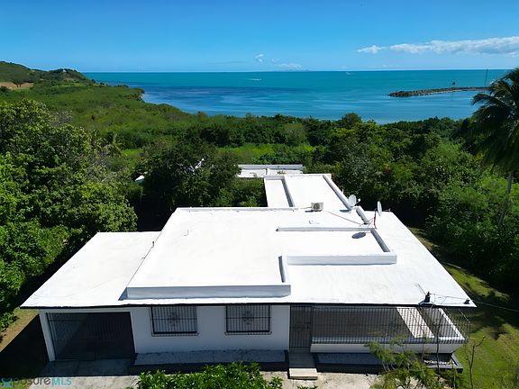 4th image of 2 Demajagua