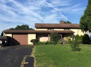 108 Terraceview Rd, Syracuse, NY 13214