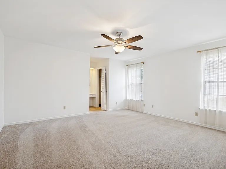 7726 Dentcrest Dr — Photo 8