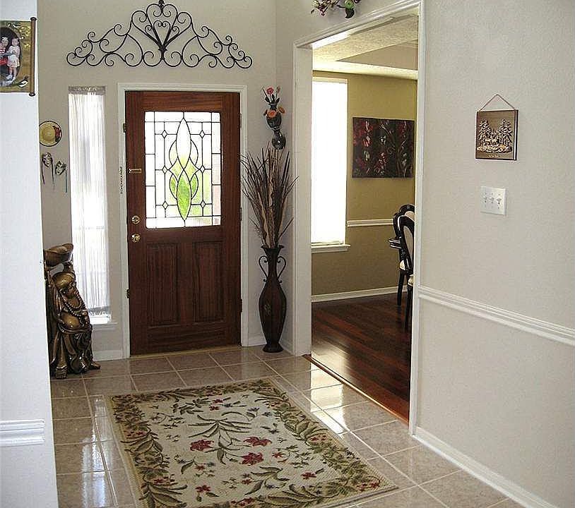 2nd image of 3127 Long Bough Ct