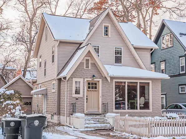 511 Charles St, East Lansing, MI 48823