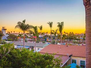 227 N Rios Ave #4, Solana Beach, CA 92075