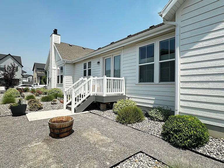 5042 W Willow Way — Photo 31