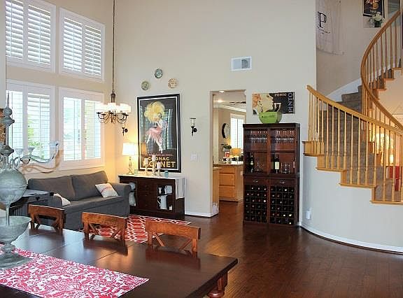 4th image of 855 Quail Hollow Dr