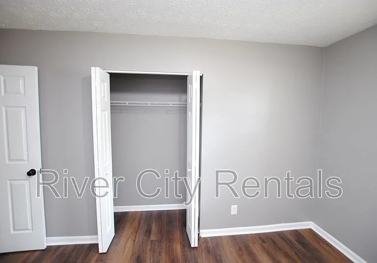 743 Trambley Dr E — Photo 27