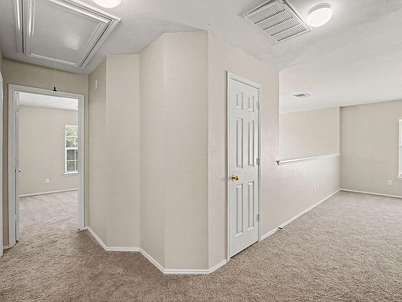 3rd image of 15634 Haleys Landing Ln