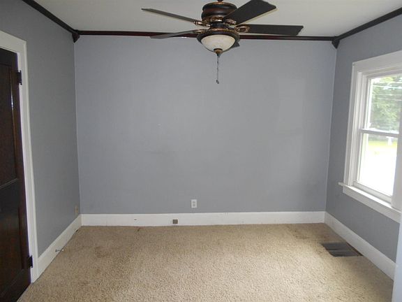 5th image of 5118 Illinois St