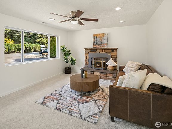 2nd image of 16361 SE 291st Place