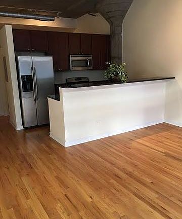3rd image of 1110 W 15th St Unit 117