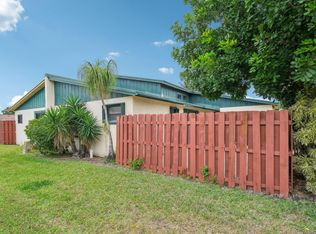 1091 Manor Drive, Palm Springs, FL 33461