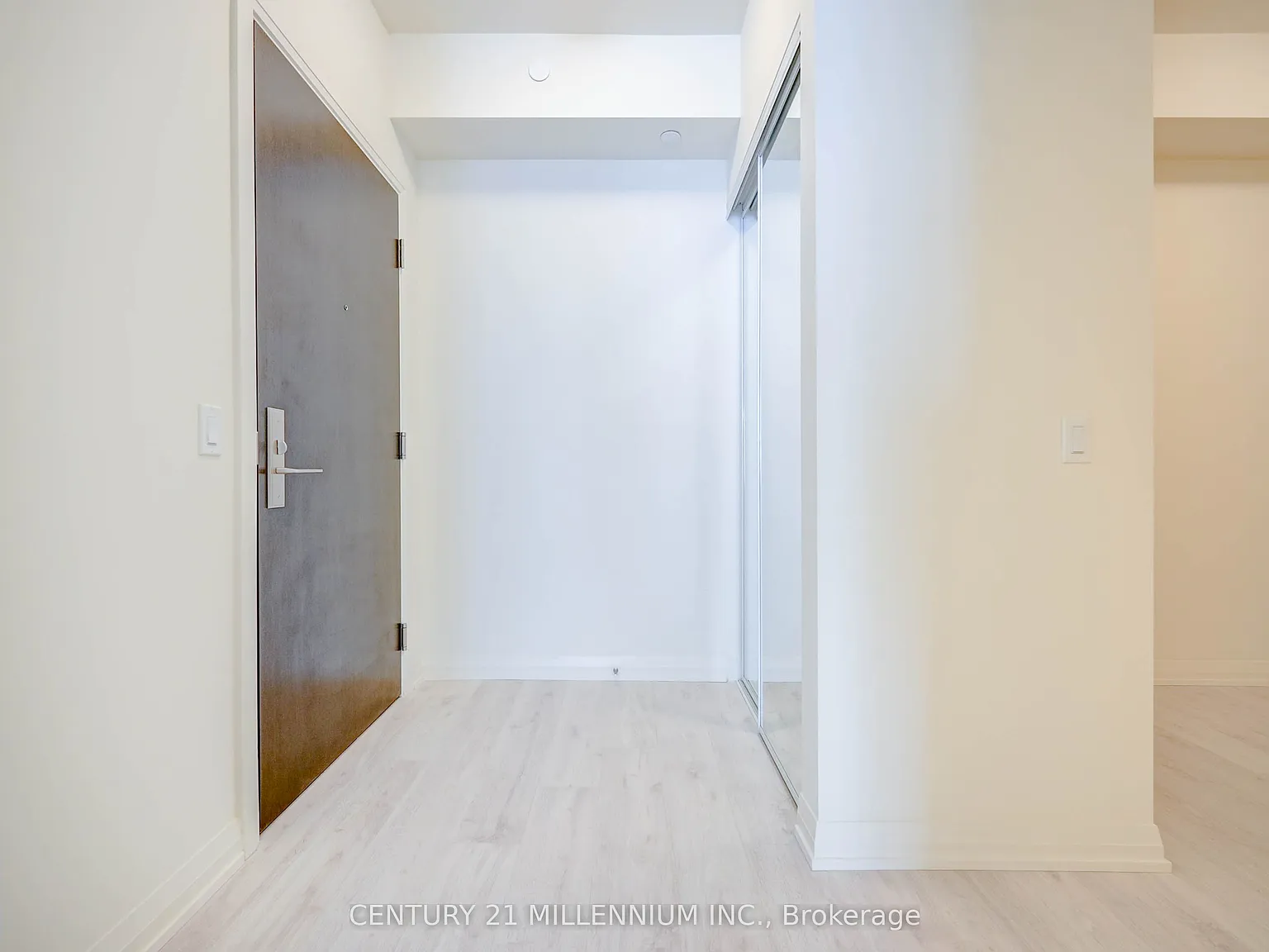 2 bed, $2,500 — Photo 2