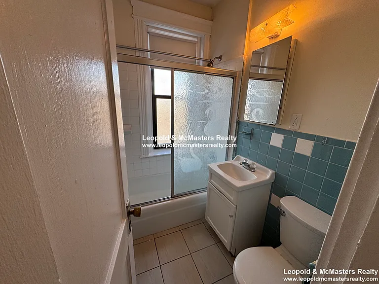 1124 Commonwealth Ave — Photo 11