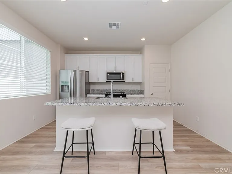 40277 Birchfield Dr — Photo 9