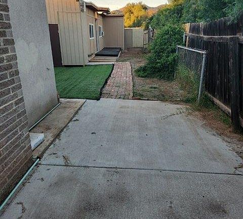 3rd image of 13450 Julian Ave #A