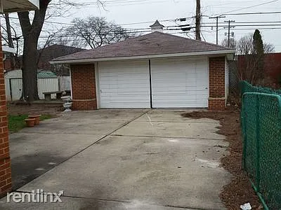 2 Car Garage