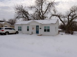 600 Sycamore Dr, Burkburnett, TX 76354