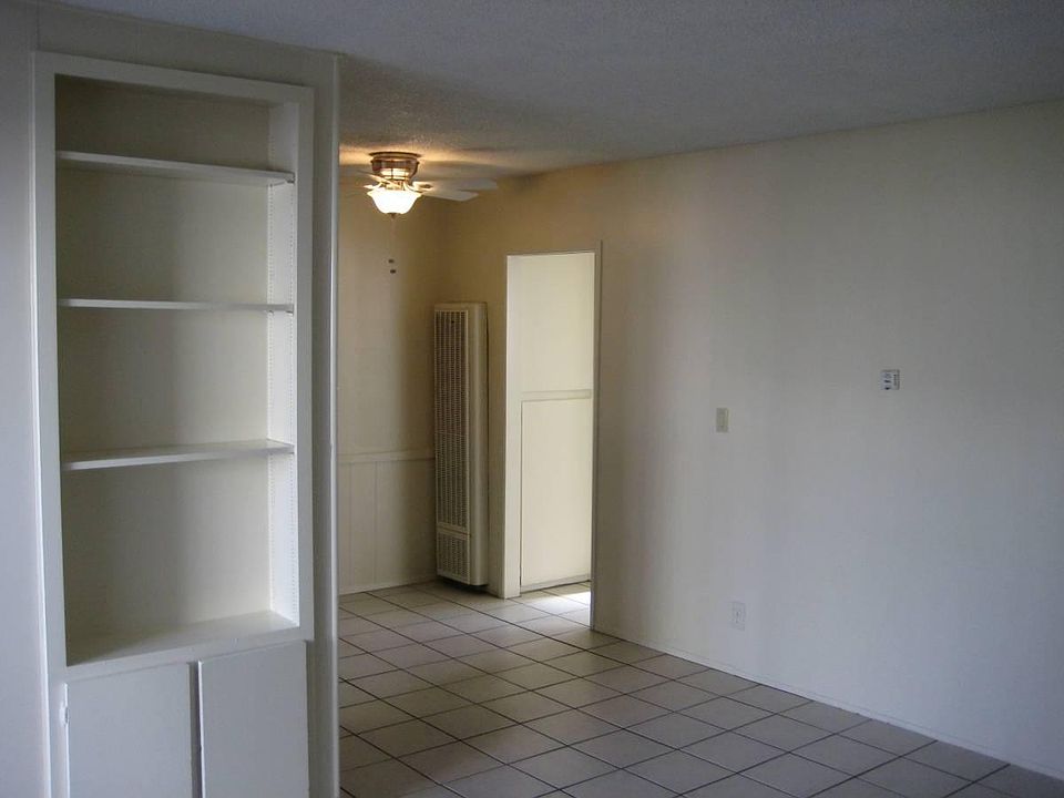 1st image of 4328 48th St