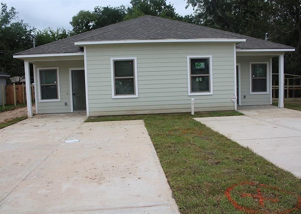 1st image of 4438 Knoxville St #A